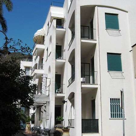 Hotel Al Capo Varigotti Dış mekan fotoğraf